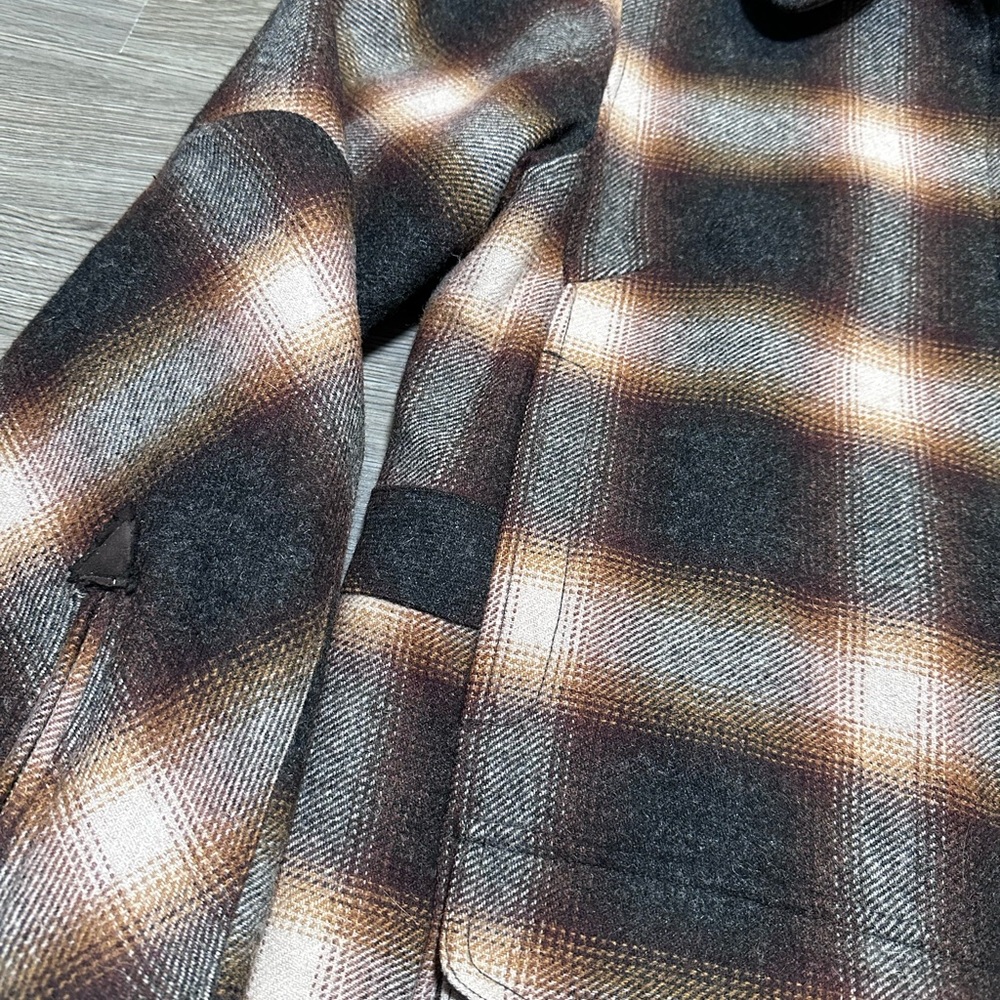 L.L. Bean Maine Guide Women’s Wool Parka Size M Primaloft Quilted Shadow Plaid - Picture 5 of 13
